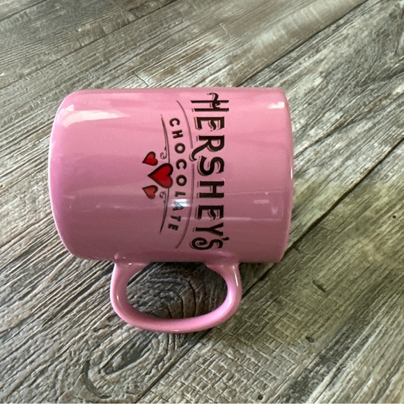 Galerie, Large Pink Hershey's Chocolate ☕️ - Picture 4 of 10